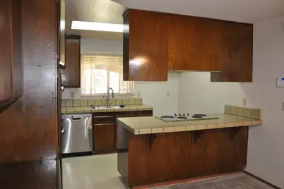 567 Hyde Park Dr, San Jose, CA 95136 - Photo 4