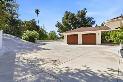 15560 Blossom Hill Rd, Los Gatos, CA 95032 - Photo 2