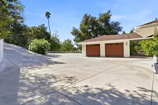 15560 Blossom Hill Rd, Los Gatos, CA 95032 - Photo 2