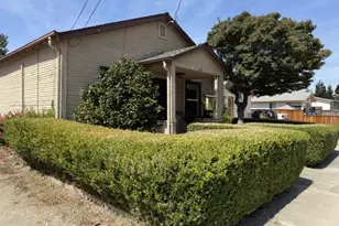 305 4th St, San Juan Bautista, CA 95045 - Photo 2