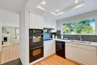 1634 Jamestown Dr, Cupertino, CA 95014 - Photo 14