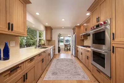 642 Marlin Ct, Redwood Shores, CA 94065 - Photo 12