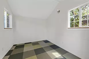 933 Larkspur Dr, Burlingame, CA 94010 - Photo 32