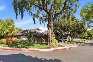 2627 Mabury Square, San Jose, CA 95133 - Photo 10
