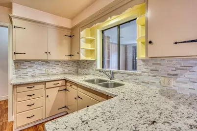 1001 Polk St, Salinas, CA 93906 - Photo 14
