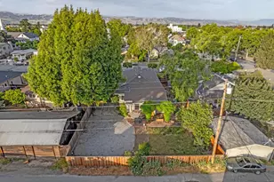 7427 Rosanna St, Gilroy, CA 95020 - Photo 30