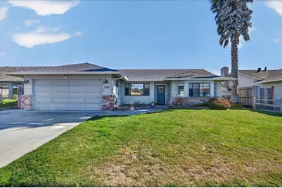 1194 Loyola Dr, Salinas, CA 93901 - Photo 2