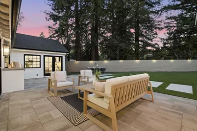 1052 Echo Dr, Los Altos, CA 94024 - Photo 42