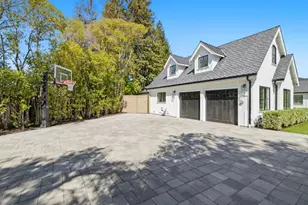 1052 Echo Dr, Los Altos, CA 94024 - Photo 2