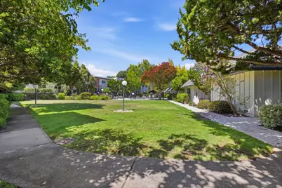 25 Willow Rd 47, Menlo Park, CA 94025 - Photo 22