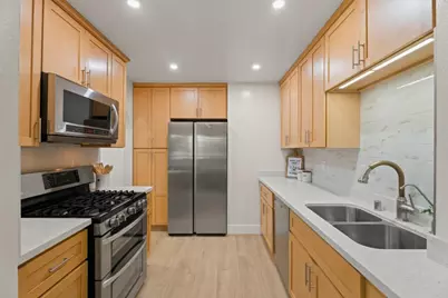 2735 Mauricia Ave B, Santa Clara, CA 95051 - Photo 12