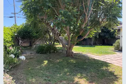 631 W Alisal St, Salinas, CA 93901 - Photo 18