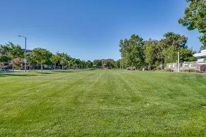 576 San Posadas Ter, Sunnyvale, CA 94085 - Photo 50