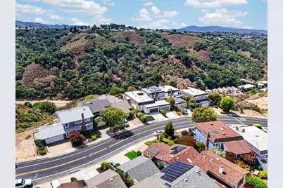 2428 Hastings Dr, Belmont, CA 94002 - Photo 4