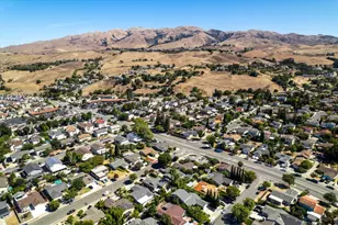 1283 Traughber St, Milpitas, CA 95035 - Photo 40