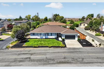 680 Ridgemark Dr, Hollister, CA 95023 - Photo 80