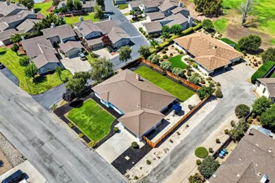 680 Ridgemark Dr, Hollister, CA 95023 - Photo 82