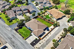 680 Ridgemark Dr, Hollister, CA 95023 - Photo 82