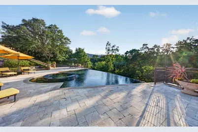 15301 Robin Anne Ln, Monte Sereno, CA 95030 - Photo 38