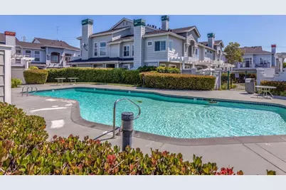 555 Shoal Cir, Redwood City, CA 94065 - Photo 16