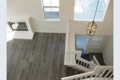 555 Shoal Cir, Redwood City, CA 94065 - Photo 2