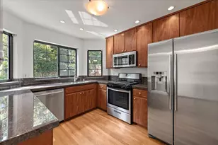 1971 W Middlefield Rd 10, Mountain View, CA 94043 - Photo 8