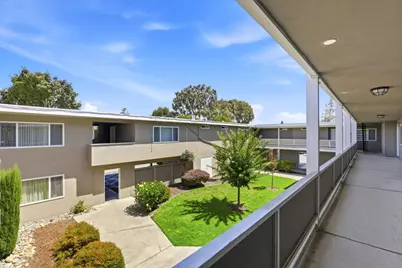 527 Walker Dr, Mountain View, CA 94043 - Photo 14