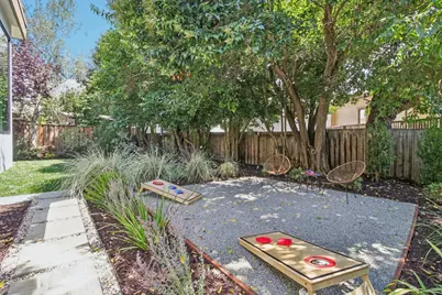 2280 Saint Francis Dr, Palo Alto, CA 94303 - Photo 74