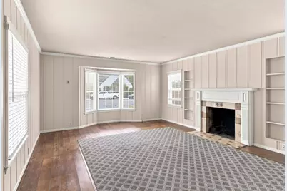 301 Lorimer St, Salinas, CA 93901 - Photo 10