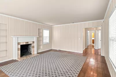 301 Lorimer St, Salinas, CA 93901 - Photo 4