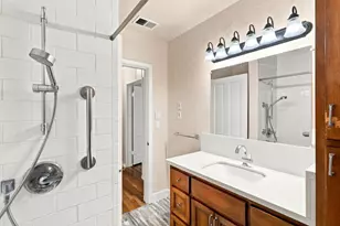 301 Lorimer St, Salinas, CA 93901 - Photo 12