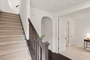 Minaret Ave, Mountain View, CA 94043 - Photo 8