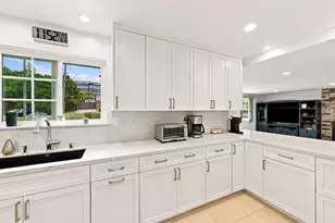 1286 Parrott Dr, San Mateo, CA 94402 - Photo 20