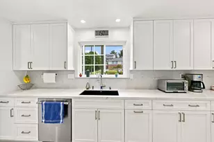 1286 Parrott Dr, San Mateo, CA 94402 - Photo 18