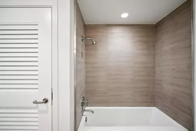 188 W Saint James St 10308, San Jose, CA 95110 - Photo 8