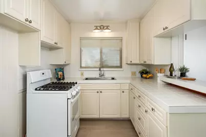2621 E Cliff Dr, Santa Cruz, CA 95062 - Photo 12