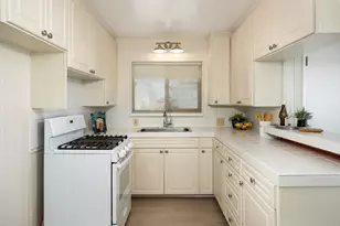 2621 E Cliff Dr, Santa Cruz, CA 95062 - Photo 12