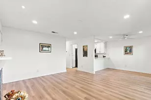 5699 Makati Cir B, San Jose, CA 95123 - Photo 10