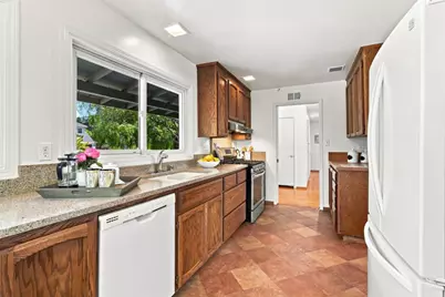 16359 Shady View Ln, Los Gatos, CA 95032 - Photo 12