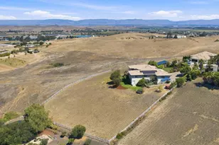 323 Taryn Ct, Hollister, CA 95023 - Photo 68