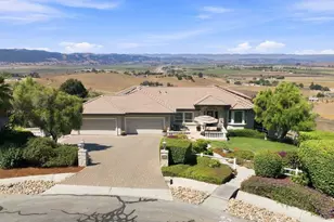 323 Taryn Ct, Hollister, CA 95023 - Photo 1