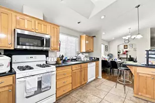 60 Wilson Way 18, Milpitas, CA 95035 - Photo 10