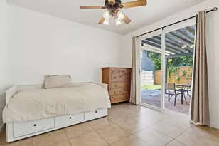 18120 Jaguar Ct, Tarzana, CA 91335 - Photo 20
