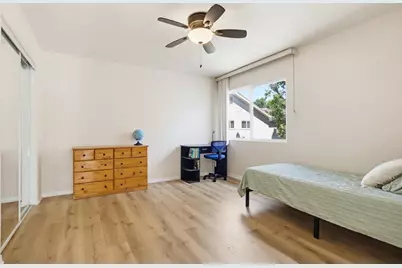 18120 Jaguar Ct, Tarzana, CA 91335 - Photo 32