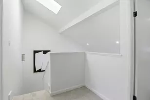 1140 Continentals Way, Belmont, CA 94002 - Photo 14