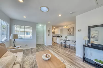 1889 Cherokee Dr 4, Salinas, CA 93906 - Photo 8