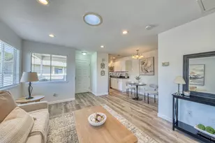 1889 Cherokee Dr 4, Salinas, CA 93906 - Photo 8