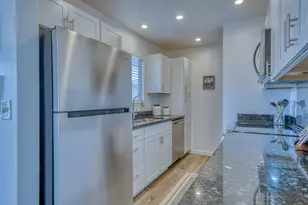 1889 Cherokee Dr 4, Salinas, CA 93906 - Photo 16