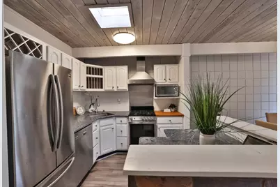 1076 Pomeroy Ave, Santa Clara, CA 95051 - Photo 4