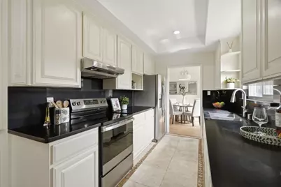 10530 N Portal Ave, Cupertino, CA 95014 - Photo 8